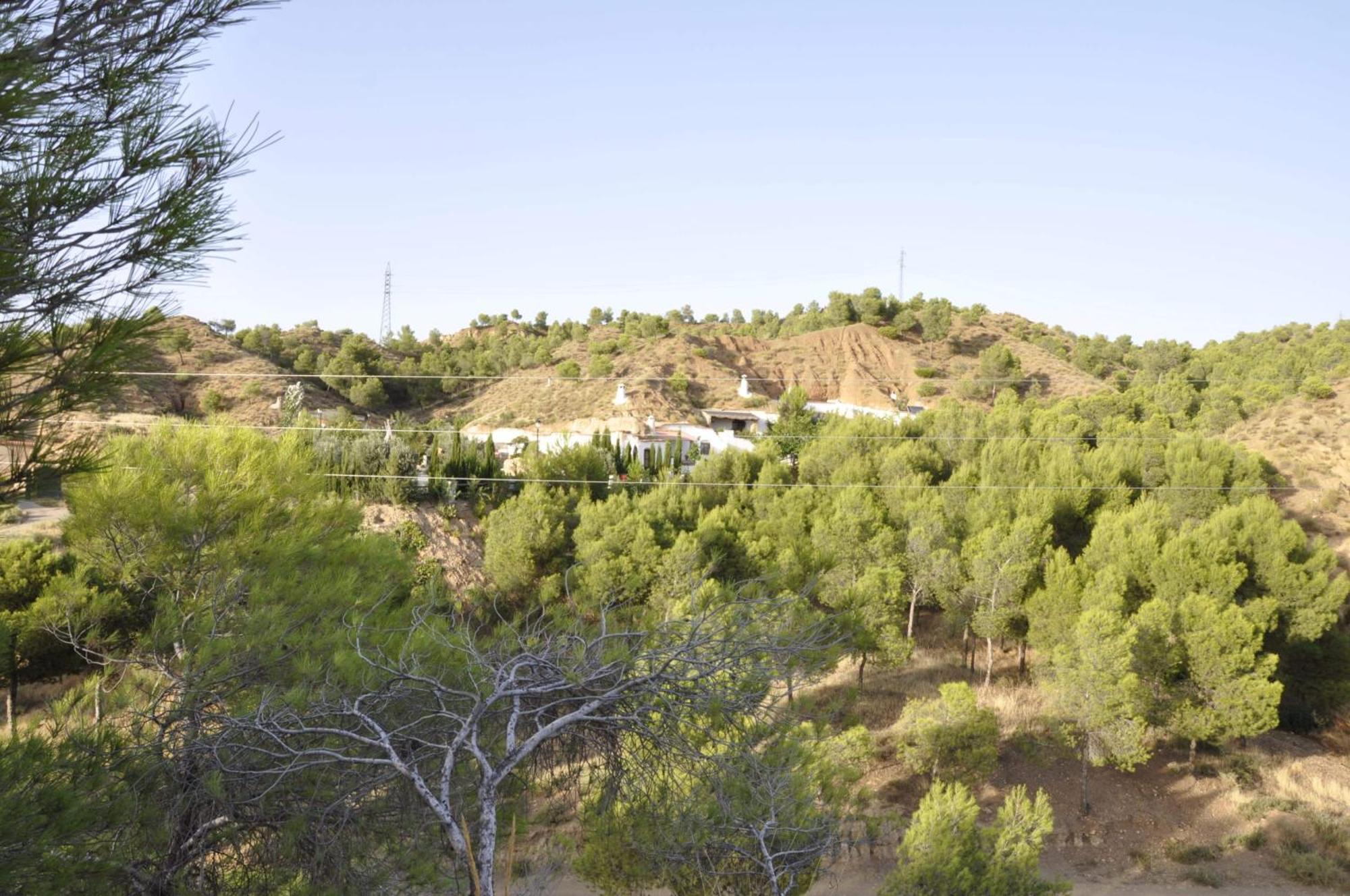 Cuevas De Rolando Guest House กวาดิกซ์ ภายนอก รูปภาพ