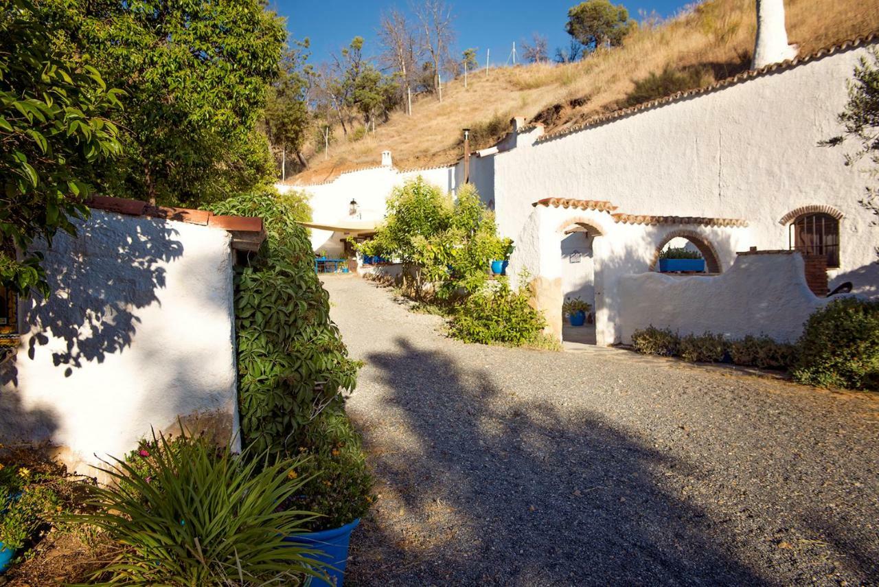 Cuevas De Rolando Guest House กวาดิกซ์ ภายนอก รูปภาพ