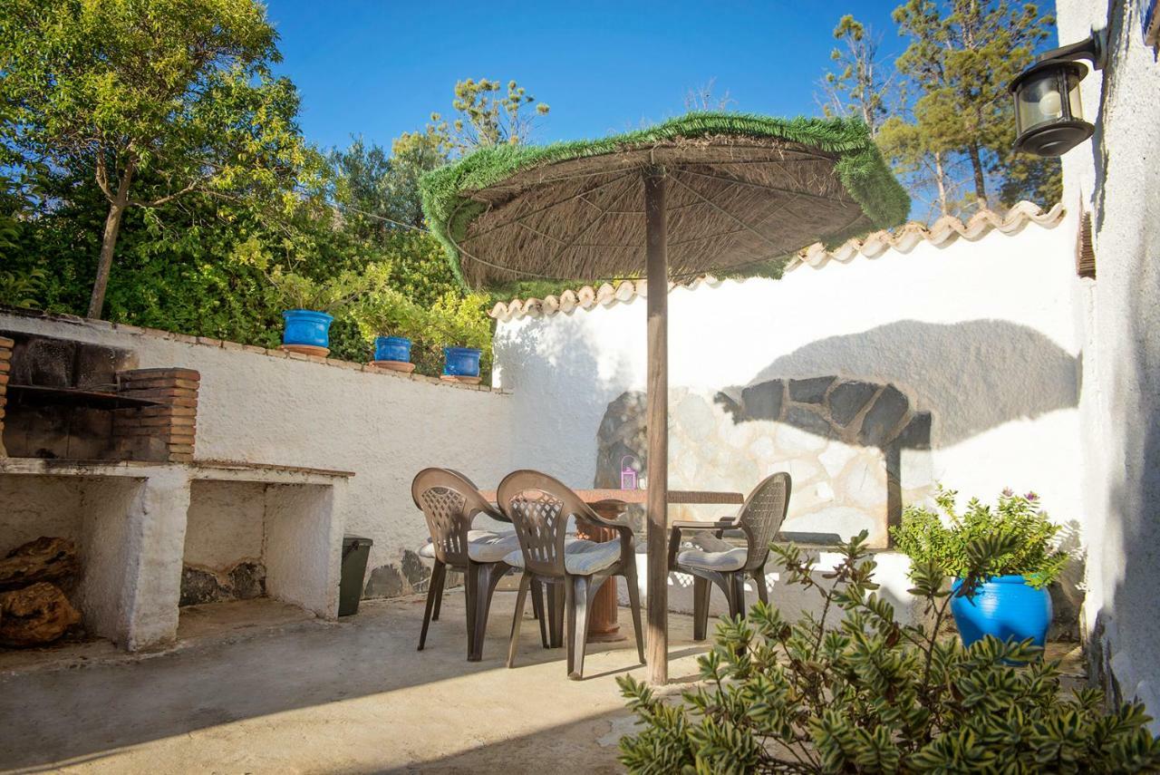 Cuevas De Rolando Guest House กวาดิกซ์ ภายนอก รูปภาพ