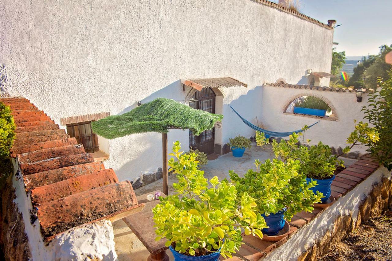 Cuevas De Rolando Guest House กวาดิกซ์ ภายนอก รูปภาพ
